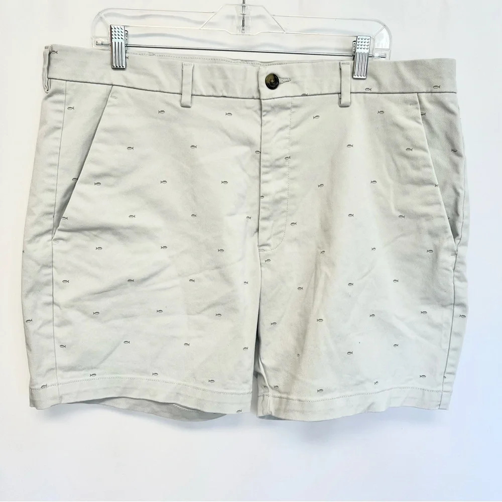 St Johns Bay Temp Flex 7” Chino Shorts Mens Size 38 Nice Stretch Grey Fish - Picture 4 of 9